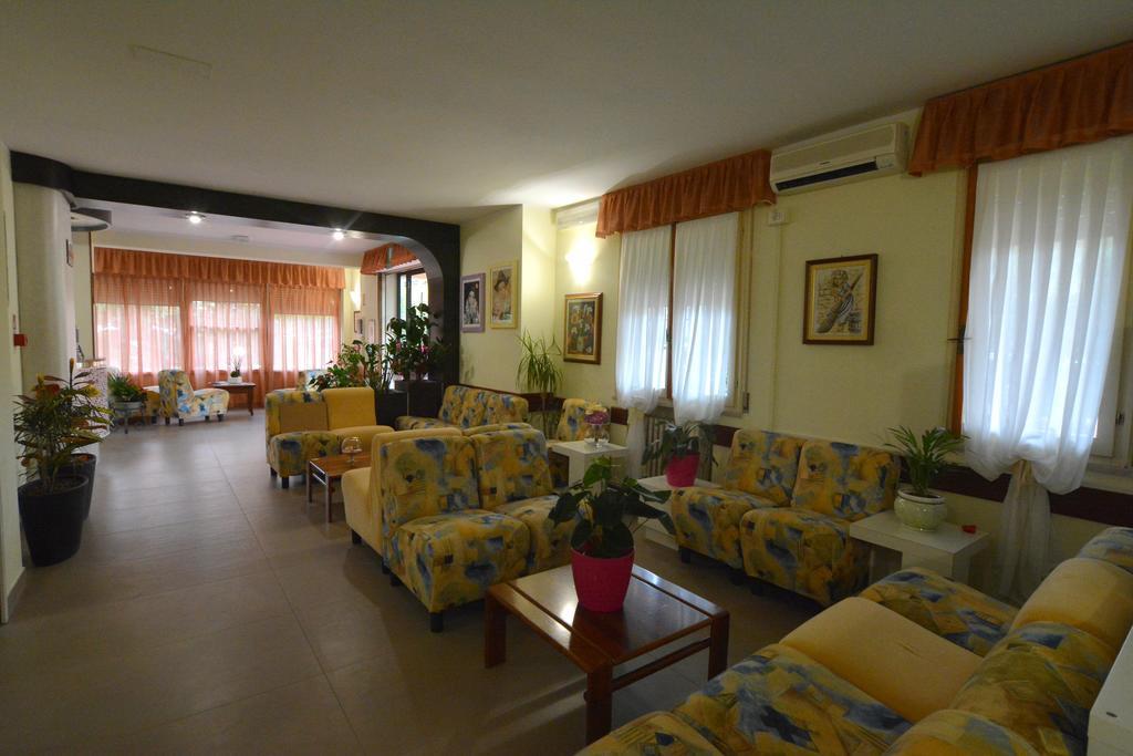 Hotel Zani Cervia Eksteriør billede